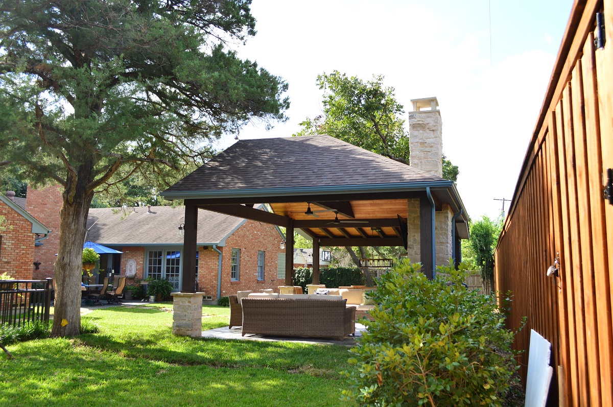 This Dallas Backyard Serves As A Blank Canvas For Outdoor Entertaining Artistry! Archadeck